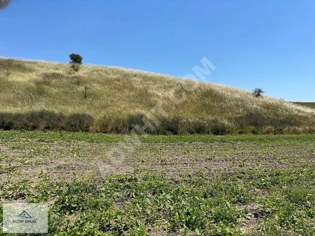 A plot of land for investment at a reasonable price in Silivri Değirmenköy