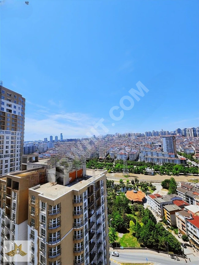 1+1 apartment for rent with spacious area in a residential complex near the Metrobus.