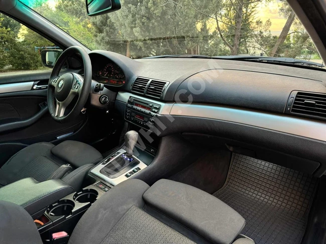سيارة Bmw 3.30 D Touring Recaro موديل 2002