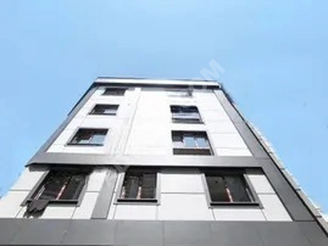 3+1 apartment near E5 Metro in Yenibosna, first floor