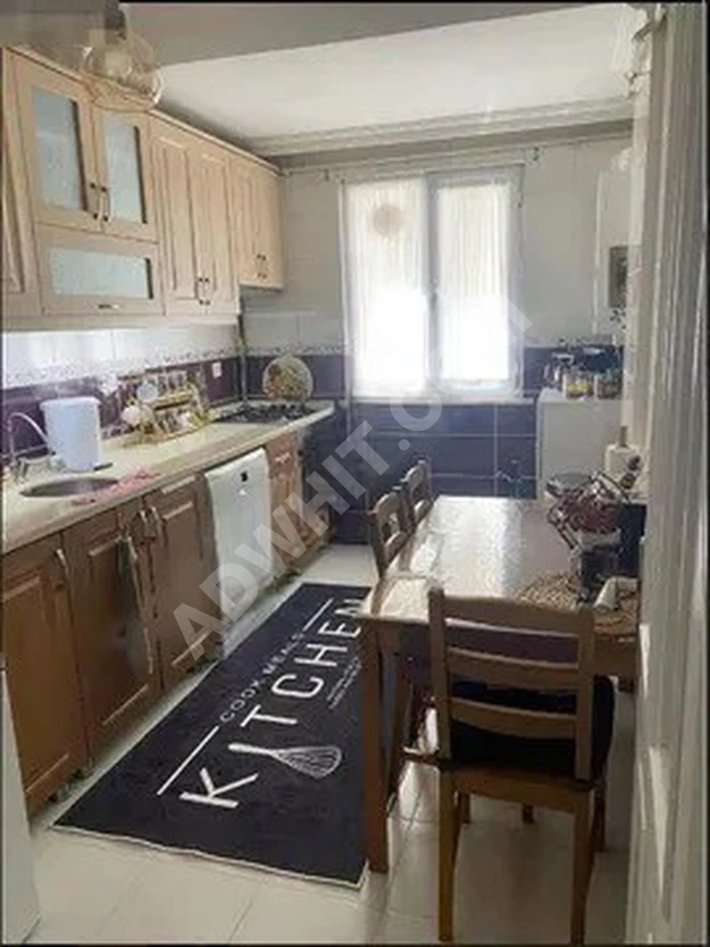 Yenibosna Çobançeşme Mh 2+1 1,kat 90m2 Daire