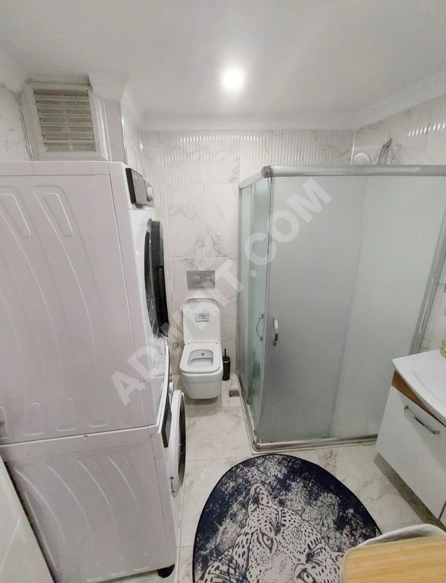 ACİL SATILIK YENİ BİNADA CADEYE YAKIN KREDİLİ ASANSÖRLÜ 2+1DAİRE