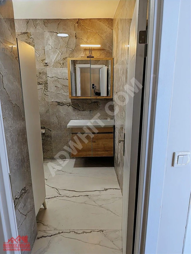 KAVACIK MERKEZDE MEDİPOLE YÜRÜME MESAFESİNDE LÜKS 1+0 DAİRE