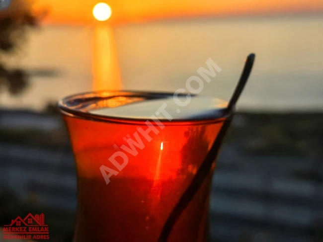 Residential land overlooking the sea with a panoramic view, licensed for the construction of 8 floors and 36 apartments.