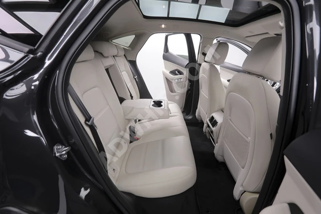 HALİLOĞLU 2023 JAGUAR E-PACE 1.5 R-DYNAMİC SE BAYİ+BOYASIZ