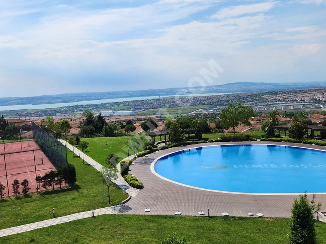 Luxury apartment for sale in Büyükçekmece district,Kent 2000 neighborhood,.