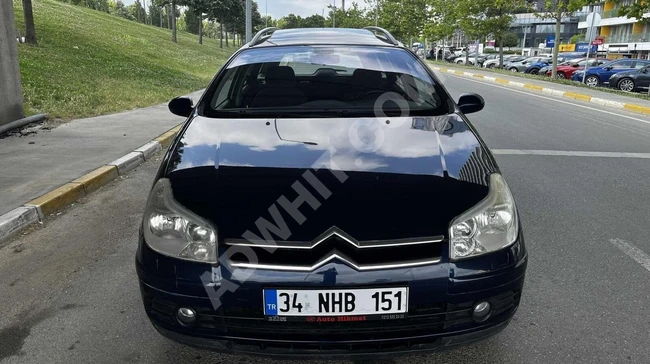 سيارة CİTROEN C5 STATİON WAGON موديل 2007 بدون عيوب، كاملة المواصفات، مكيف هواء.