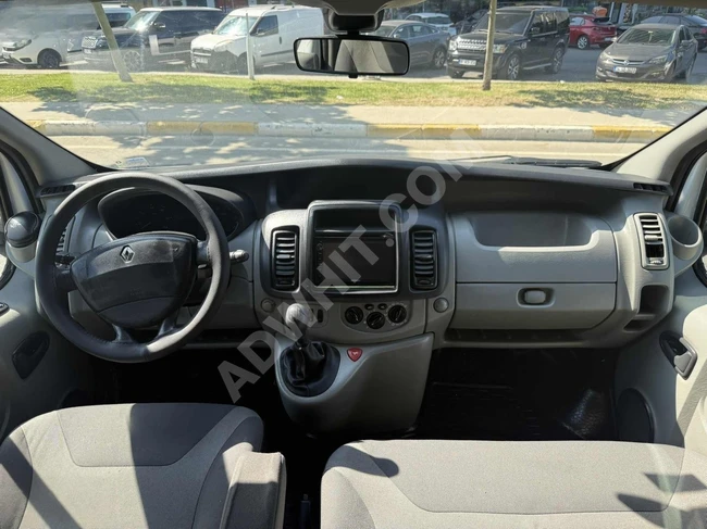 AKCAR-2014 RENAULT TRAFİC 5+1 - EKRANLI-KLİMALI