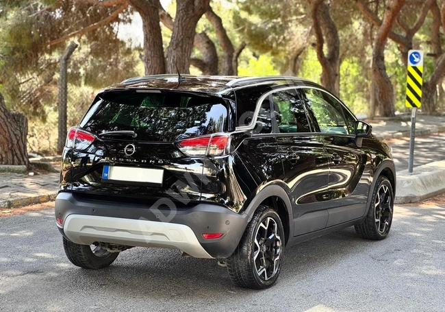 2023 HATASIZ BOYASIZ 24 BİN KM CROSSLAND 1.2T ELEGANCE CAM TAVAN
