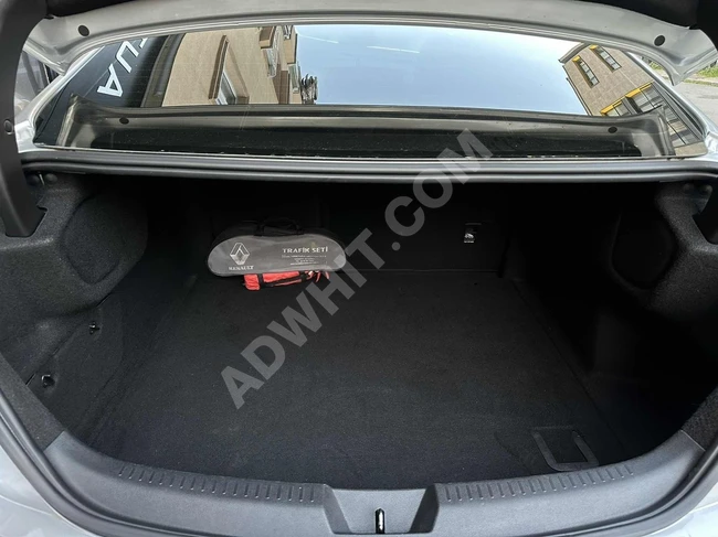 Dur Auto 2017 Megane IV Touch-Xenon Far KREDİ İMKANI K.K 12 TKST