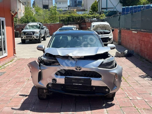 Hasarlı TOYOTA YARIS CROSS 1.5 HYBRID FLAME X-PACK HASAR KAYITSIZ