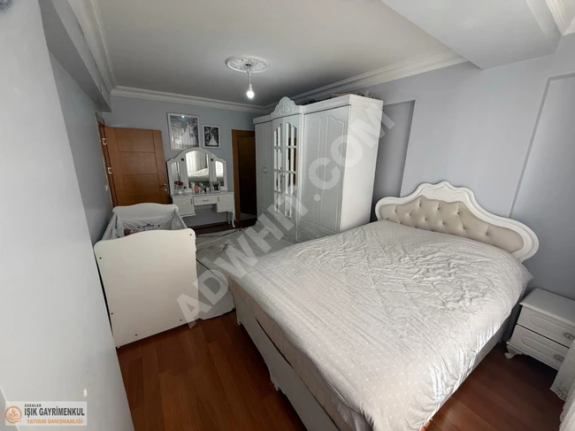 IŞIK EMLAK GÜVENCESİYLE SATILIK GENİŞ FERAH 3+1 DAİRE