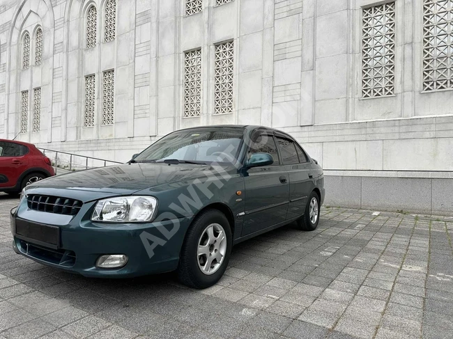 سيارة HYUNDAİ ACCENT 1.5İ GL موديل 2000 أوتوماتيك/ بمسافة 290 ألف كم