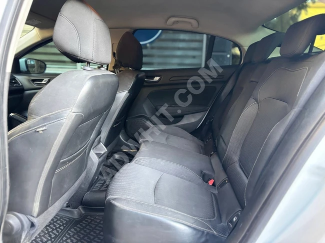 SETAY OTOMOBİL'DEN RENAULT MEGANE 1.5 TOUCH OTOMATİK / DİZEL