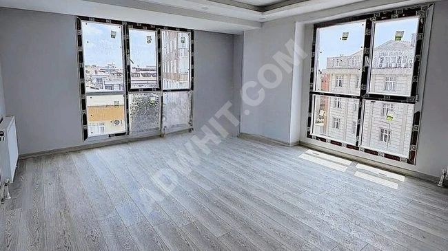 Küçükçekmece'de Satılık 3+1 sıfır daire kapalı otoparklı