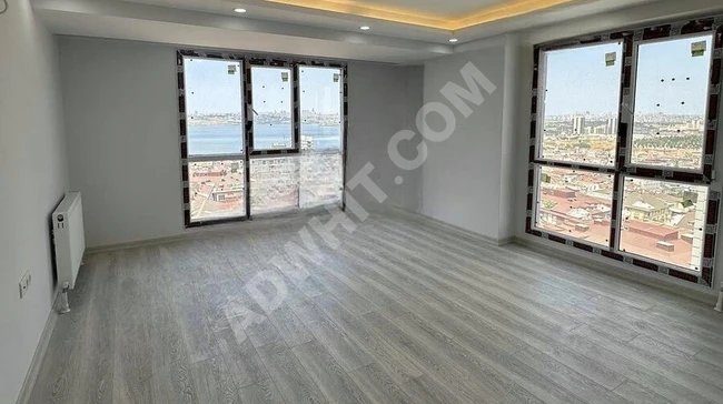Göl Manzaralı ve Kapalı Otoparklı Satılık 2+1 Fırsat Daire !!!