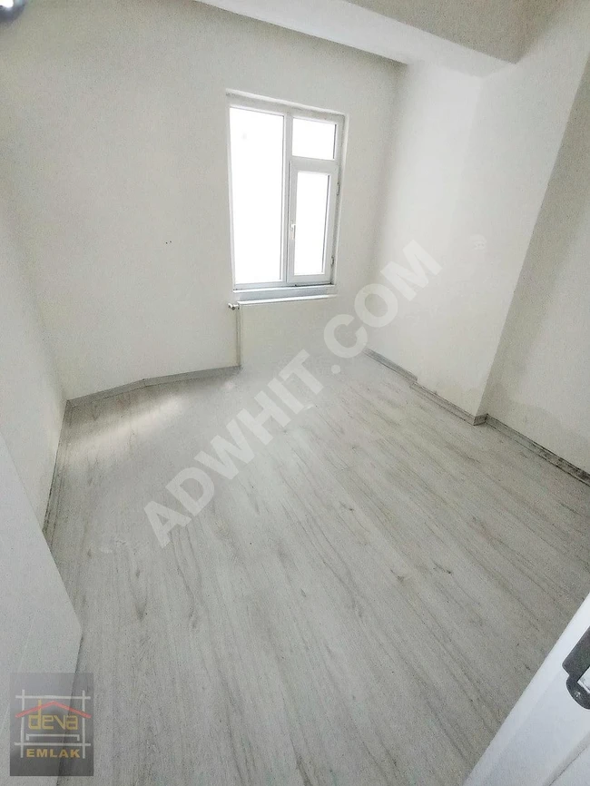 Deva dan İskeleye ,Marmaraya Yakın Genç Binada Balkonlu daire