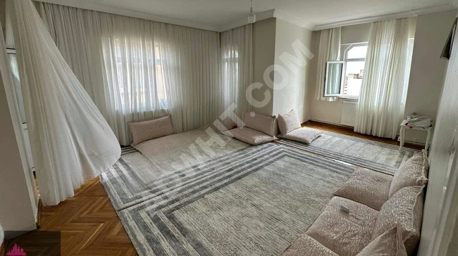 ELİF EMLAKDAN BAĞCILAR MERKEZDE SATILIK 2+1