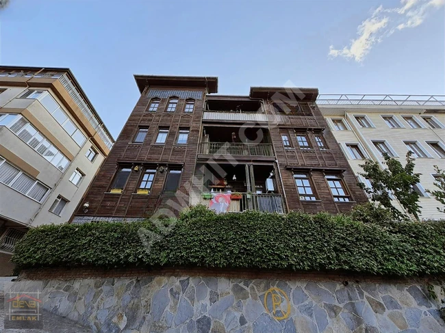 شقة في منطقة راقية مجاورة ل NEZİH MUHİTTE HÜDAYİ مع موقف سيارات مشترك