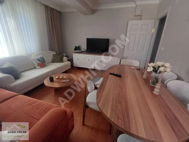 شقة 2+1 قريبة جدًا من المتروباص، واجهة أمامية