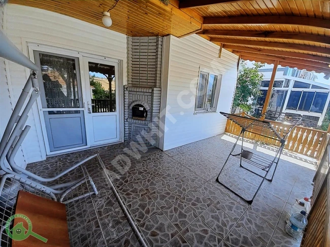 Şarköy'de Denize Sıfır Havuzlu Site İçinde Köşe Satılık Villa