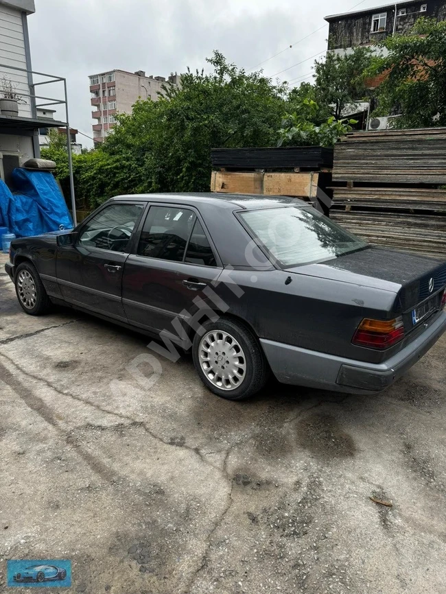 HOŞEL OTOMOTİV,DEN 1988 MODEL MERCEDES 300 D