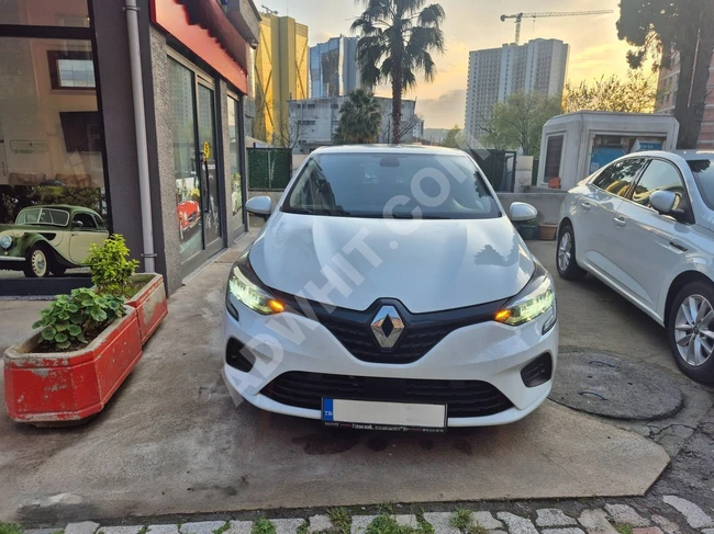 HOŞEL OTOMOTİV,DEN 2021 MODEL CLIO 1.0 SCE İLK ELDEN