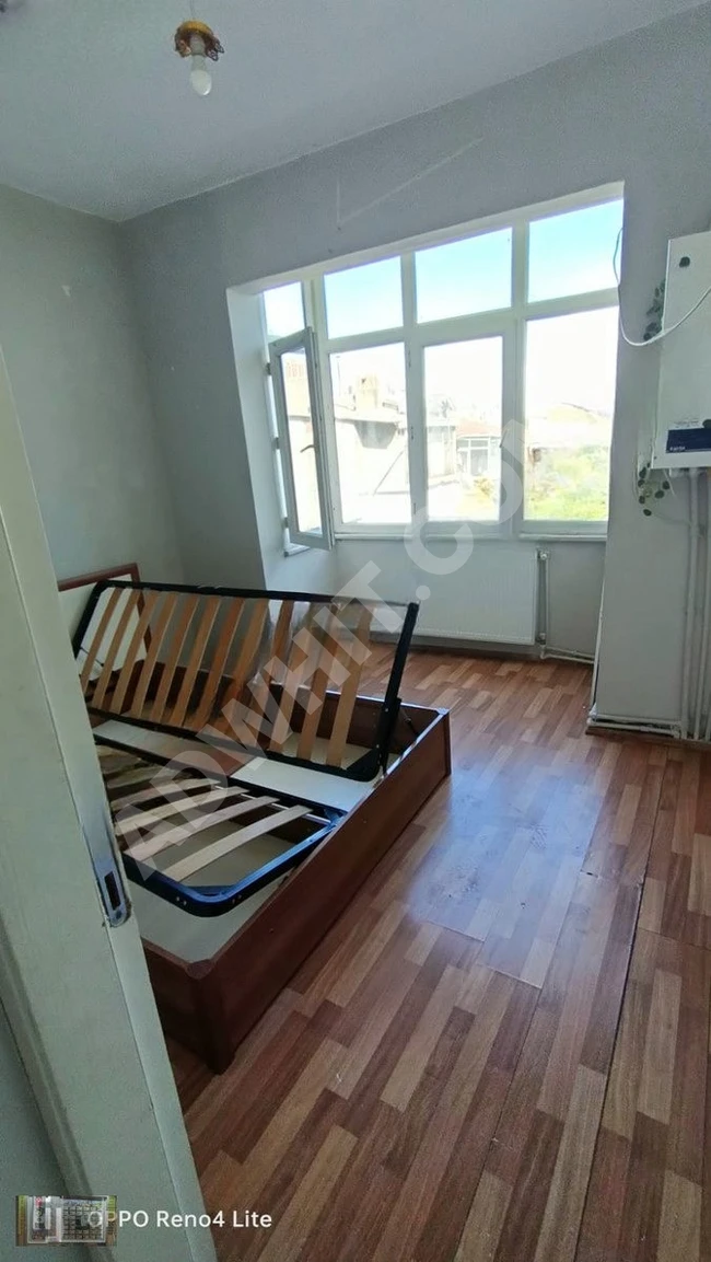 fatih fındıkzade tramvaya 100 mt 4 katta 1+1 65 m2 daire