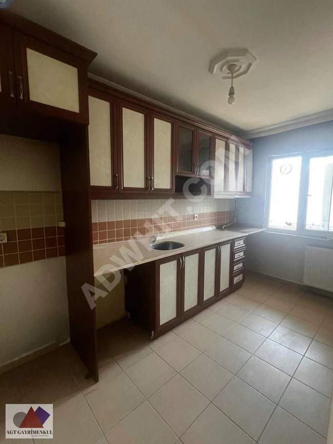 Anadolu Mahallesi Satılık 2+1 Ara Kat