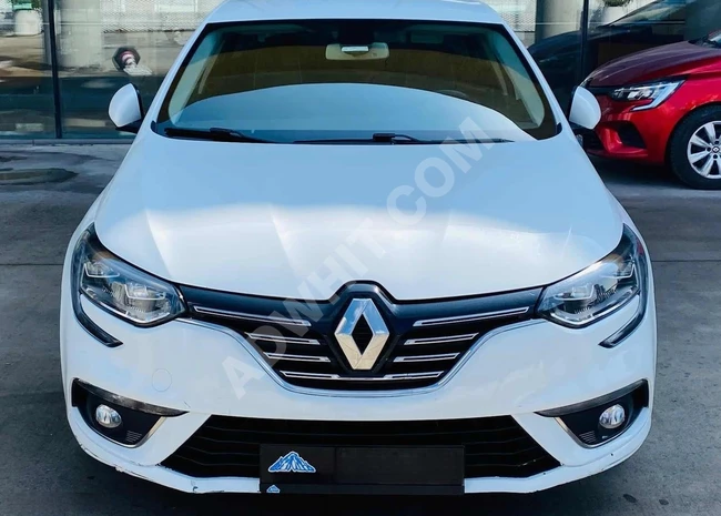TEKİNDAĞ'dan 2018 MEGANE İCON FUL+FUL %1.49 KREDİ VE SENET İMKK