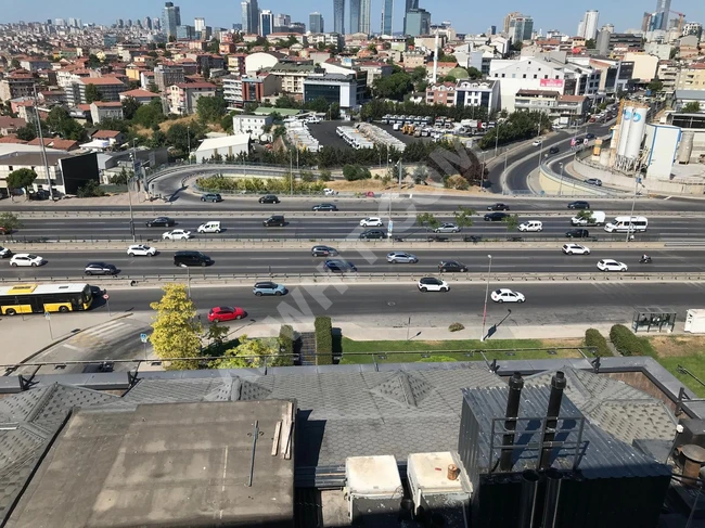 E-5 YENİ SAHRA METRO DURAĞI YANINDA 2500 m² KOMPLE KİRALIK BİNA görsel 4