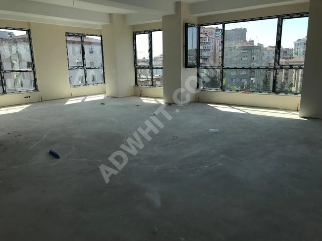 E-5 YENİ SAHRA METRO DURAĞI YANINDA 2500 m² KOMPLE KİRALIK BİNA görsel 9