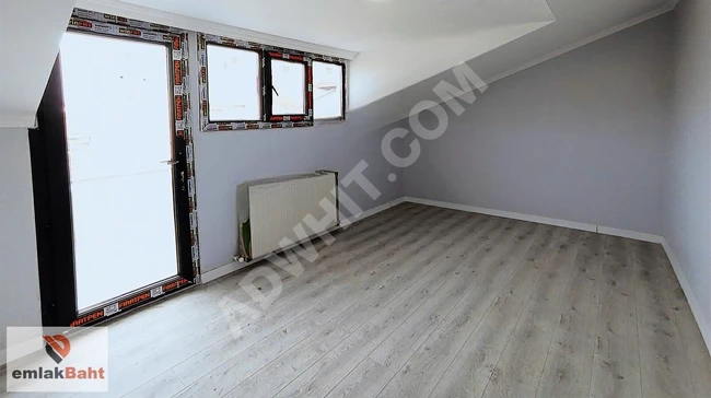 Duplex apartment 3+1 with an area of 120 square meters in GÜLTEPE neighborhood, 3 minutes away from the Metrobus.