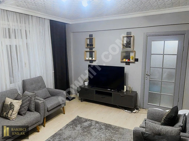 Apartment for sale 2+1, with an area of 110 square meters (including a 31 square meter land share, ready to move in), close to SEFAKÖY center.