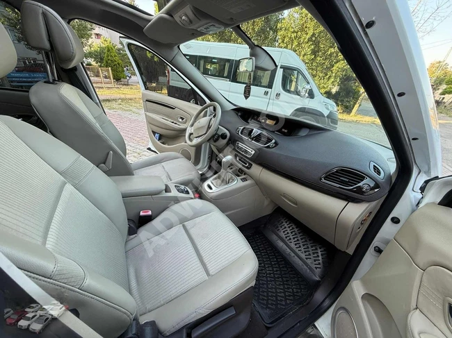 BAYRAMTEPE OTODAN HATASIZ RENAULT SCENİC PRİVİLİGE CAM TAVAN