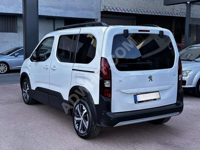 2023 MODEL GT PAKET PEUGEOT RİFTER OTOMATİK CAM TAVANLI