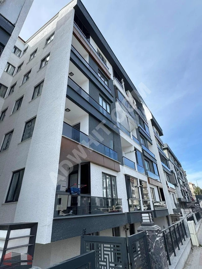 BEYLİKDÜZÜ YAKUPLU DA E5 5dk SİTE İÇİNDE LÜX SATILIK 3+1 DAİRE