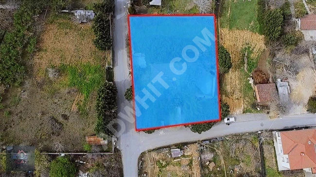 BEYKOZ BAKLACI'DA PRESTİJLİ BÖLGEDE SATILIK VİLLA VE ARSASI