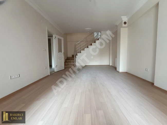 BAKIRCIDAN K.ÇEKMECE SEFAKÖY TEVFİKBEYDE SATILIK SIFIR DÜBLEX2+2