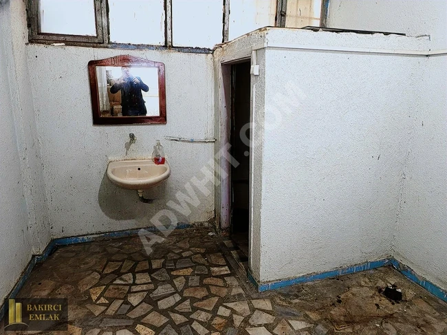 SEFAKÖY TEVFİKBEYDE KİRALIK DÜKKAN 70M2 GİRİŞ DEPOYA UYGUN