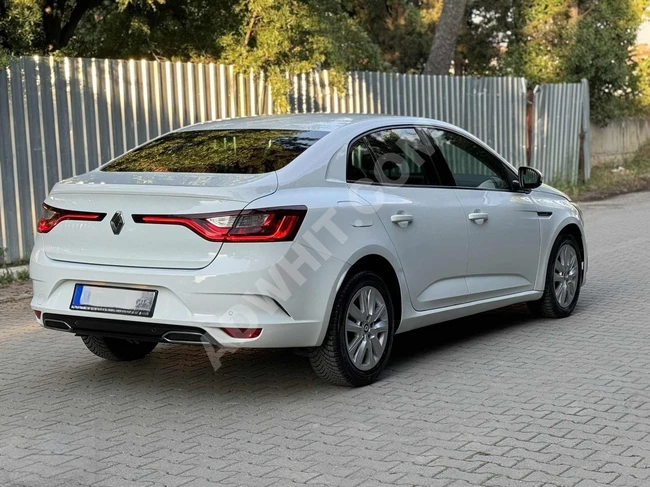 Megane Sedan 1.3 TCe Joy Comfort EDC GARANTİLİ OTOMATİK