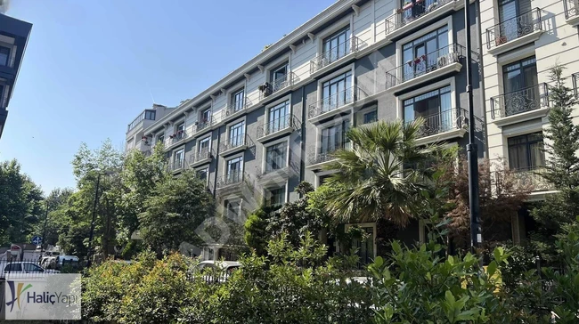 HALİDEEDİP BORUÇİÇEĞİ SOKAKTA SİTE İÇİ 3+1 ARA KAT SATILIK DAİRE