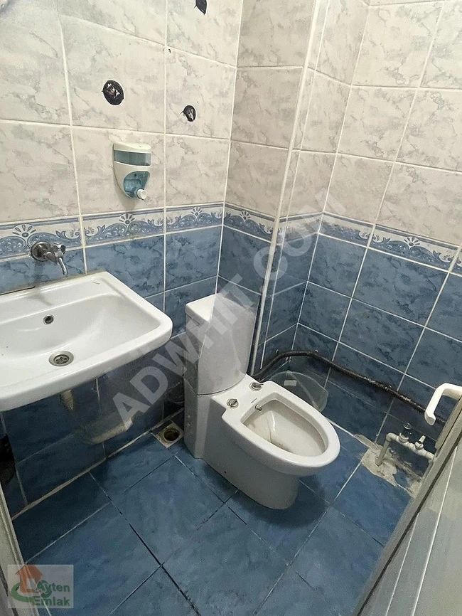 Bakırköy Yenimahalle İKİ KATLI giriş kat DÜKKAN 16+16m2
