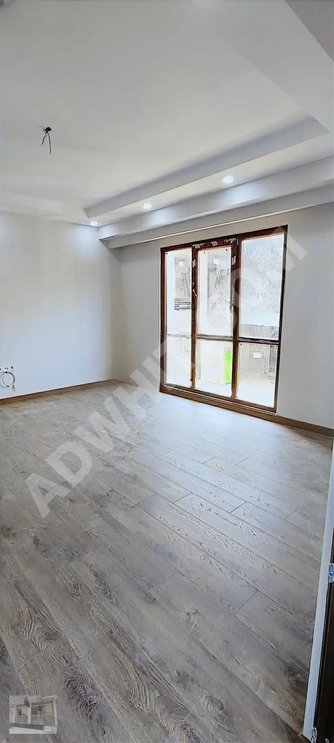 BAHÇELİEVLER ÇAVUŞPAŞADA YENİ SİTEDE OTOPARKLI SATILIK 2+1 DAİRE