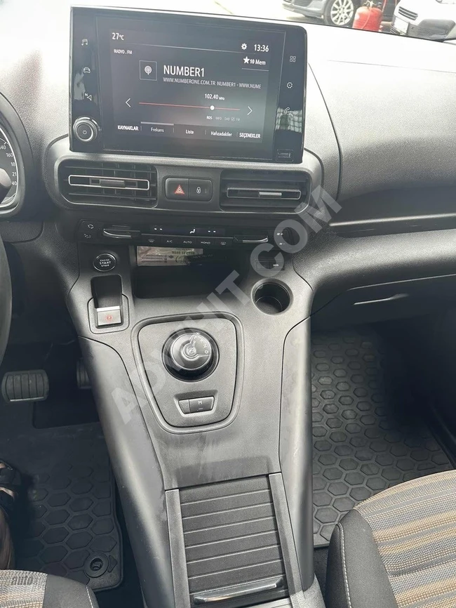 2023 MODEL OPEL COMBO 42.000 KM HATASIZ DİZEL OTOMATİK