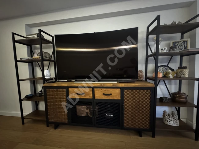 İki raflı televizyon masası