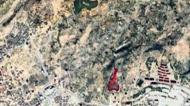 MARAŞ EMLAKTAN DERELİ DE SATILIK TEK TAPU 27 DÖNÜM BAĞ