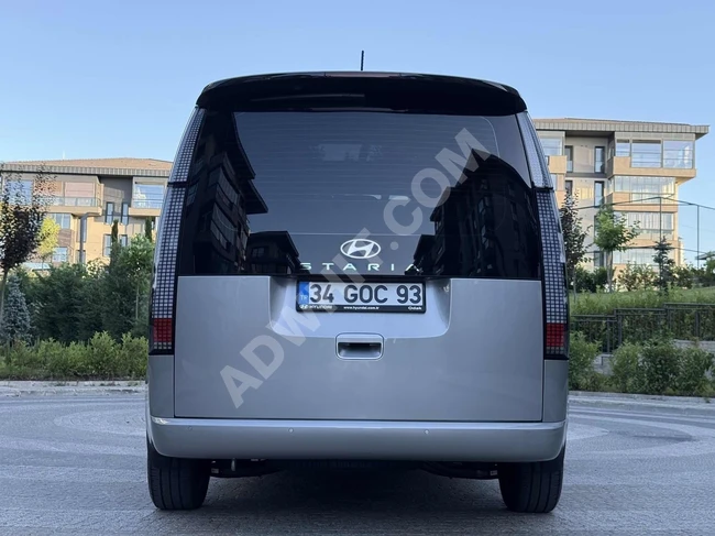 HATASIZ STARİA 1.6 T-GDI ELİTE GÜMÜŞ GRİ EXTRA PPF 2025 ÇIKIŞLI