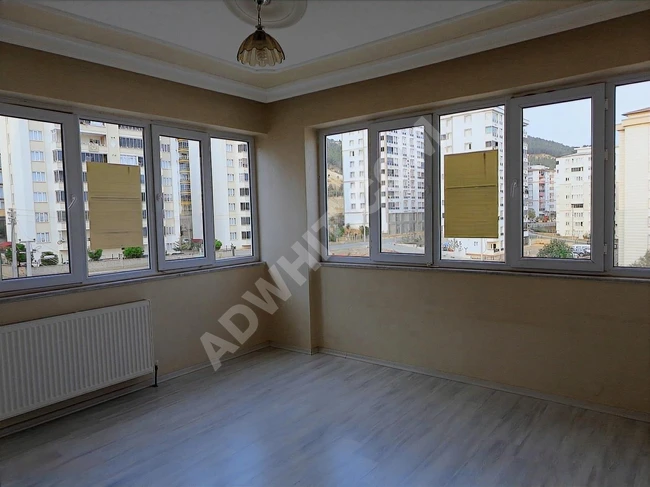MARAŞ EMLAKTAN HÜRRİYET MAH. KİRALIK ÇAKMA 4+1 DAİRE
