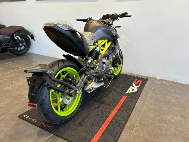 RKS SRK 250 NAKED TARZ GÜÇLÜ MOTOR 12 AY TAKSİT